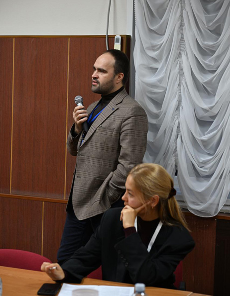 76a929a998b90fb7e0f00b8a9b026111941621f7