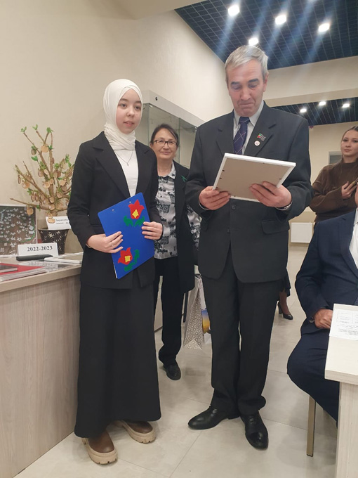 A10bd9b0be2b2dff411ba416c9949343aec61710