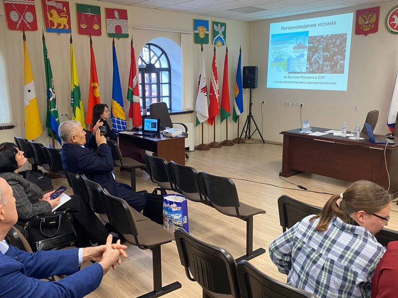 Cb7633e351db5e895472575f1ba7dd1a9eb3da22